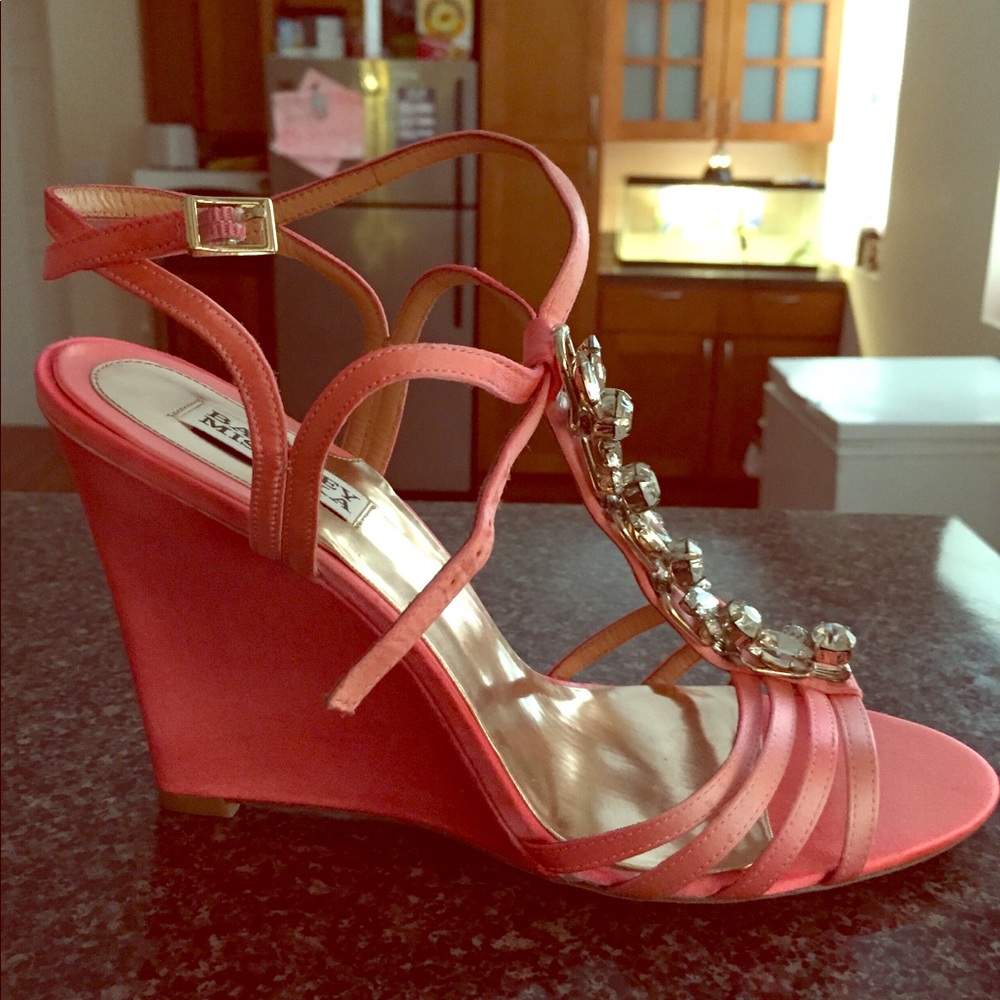 Women’s shoes size 10